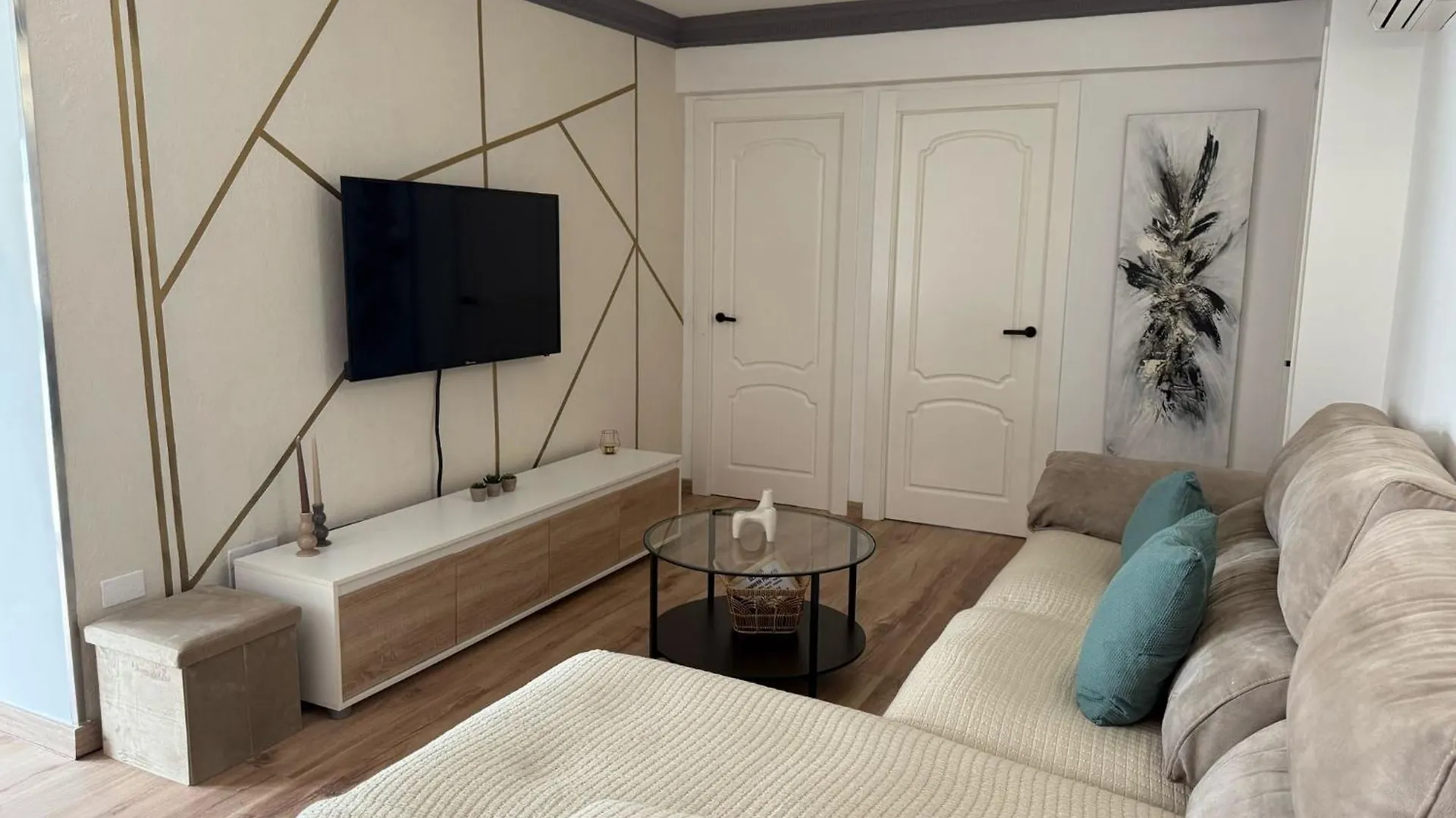 Apartmán Amplio Piso En El Corazon De Torremolinos 0*,